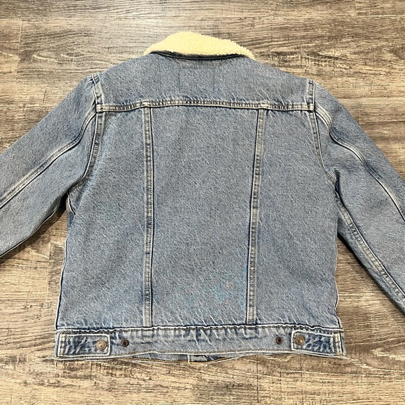 Levi’s trucker Sherpa Jean jacket - Picture 5 of 5